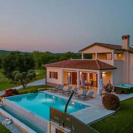Villa Kadore *